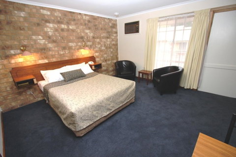 Clare Central - Accommodation Cairns 41
