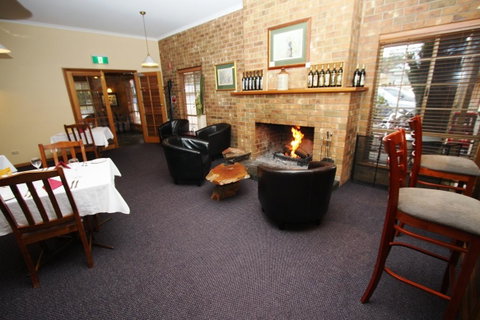 Clare Central - Accommodation Cairns 25