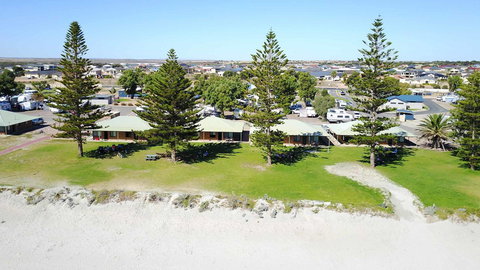 Wallaroo Holiday Park - Accommodation Cairns 0