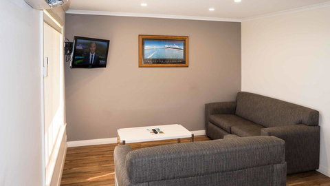 Wallaroo Holiday Park - Accommodation Cairns 23