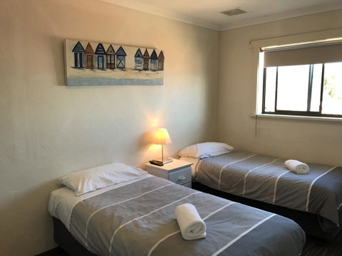 Robetown Motor Inn & Apartments - Accommodation Cairns 12