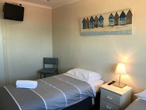 Robetown Motor Inn & Apartments - Accommodation Cairns 13