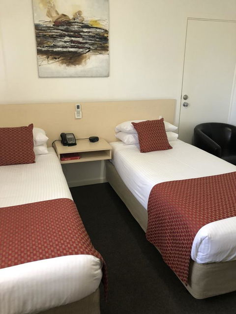 Adelaide Airport Motel - Accommodation Cairns 25