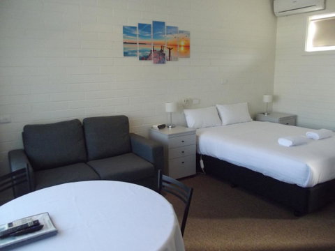 Guichen Bay Motel - Accommodation Cairns 3