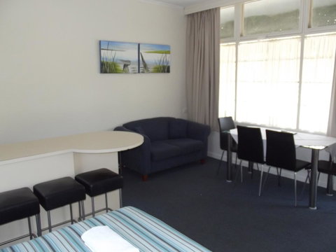 Guichen Bay Motel - Accommodation Cairns 8