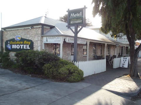 Guichen Bay Motel - Accommodation Cairns 0