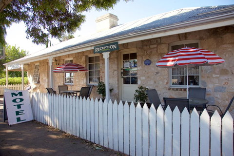 Guichen Bay Motel - Accommodation Cairns 12