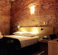 The Lookout Cave Underground Motel - Accommodation Cairns