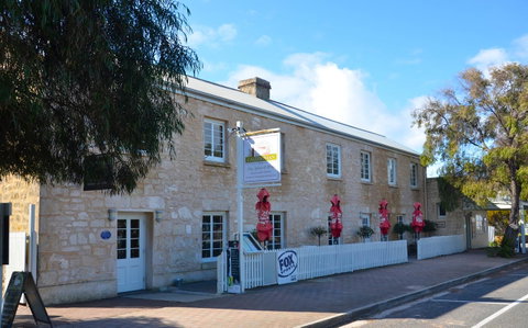 Caledonian Inn - Accommodation Cairns 28
