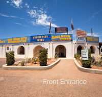 Radeka Downunder Underground Motel - Accommodation Cairns