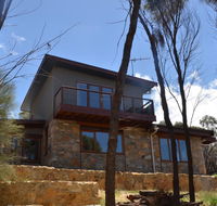 Of Stone and Wood Guesthouse - Accommodation Cairns