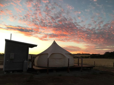Bukirk Glamping & Fancy Coops - Accommodation Cairns 24