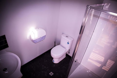 Bukirk Glamping & Fancy Coops - Accommodation Cairns 29