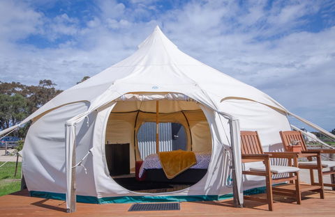 Bukirk Glamping & Fancy Coops - Accommodation Cairns 3