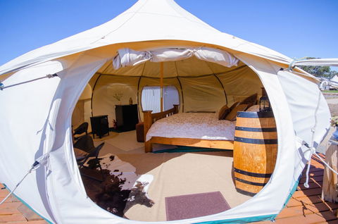Bukirk Glamping & Fancy Coops - Accommodation Cairns 10