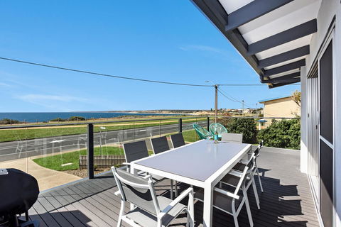 Sorrento - Aldinga Beach - Accommodation Cairns 17