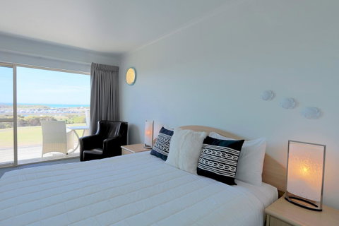 Harbour View Motel - Accommodation Cairns 3