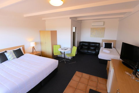 Harbour View Motel - Accommodation Cairns 18