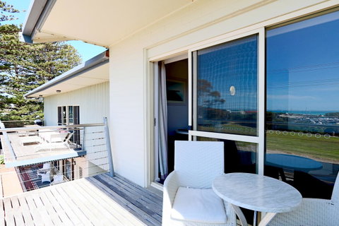 Harbour View Motel - Accommodation Cairns 10