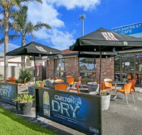 The Ocean Crest - Accommodation Cairns