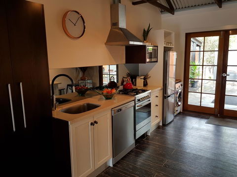 Irongate Studio B&B - Accommodation Cairns 5