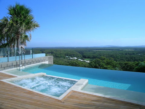 One Mile Retreat - Accommodation Cairns 2