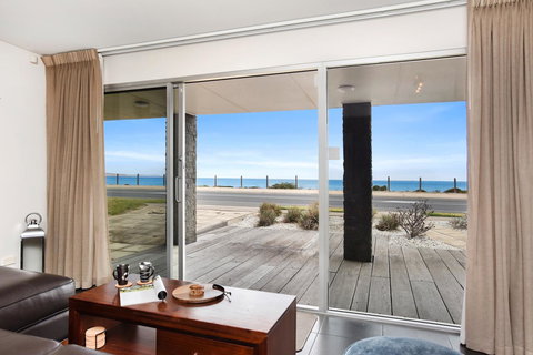 Esplanade Escape - Accommodation Cairns 29