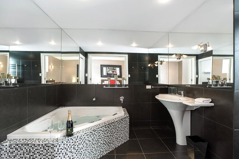 Esplanade Escape - Accommodation Cairns 34