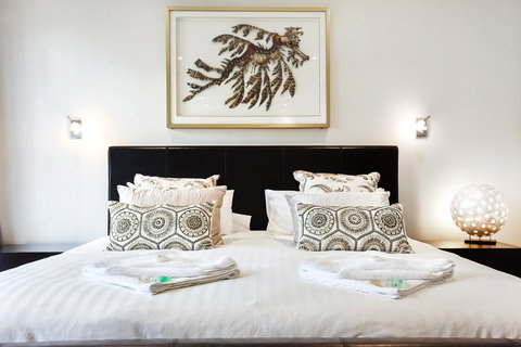 Esplanade Escape - Accommodation Cairns 2