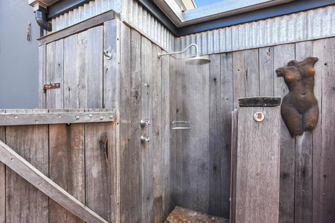 Esplanade Escape - Accommodation Cairns 8