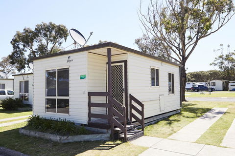 NRMA Victor Harbor Beachfront Holiday Park - Accommodation Cairns 40