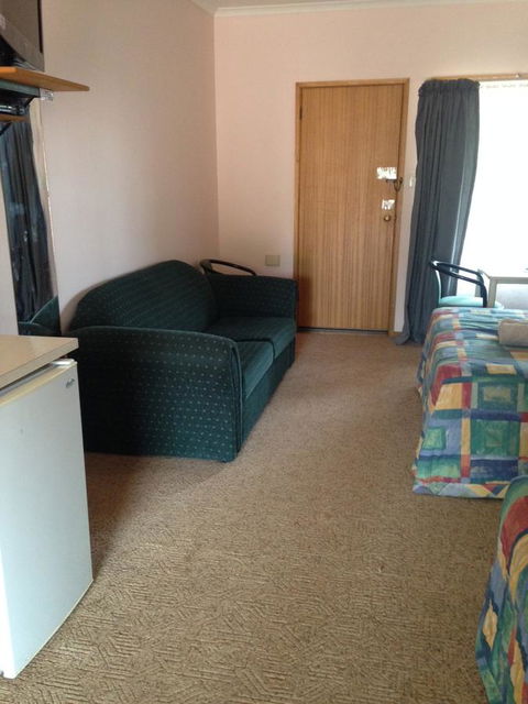 Wudinna Gawler Ranges Motel And Caravan Park - Accommodation Cairns 7