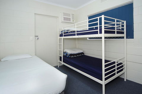 Victor Harbor City Inn - Accommodation Cairns 26