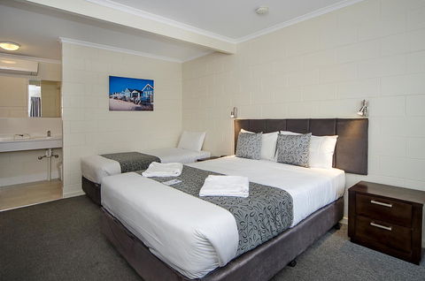 Victor Harbor City Inn - Accommodation Cairns 18