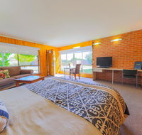 Country Roads Motor Inn Naracoorte - Accommodation Cairns