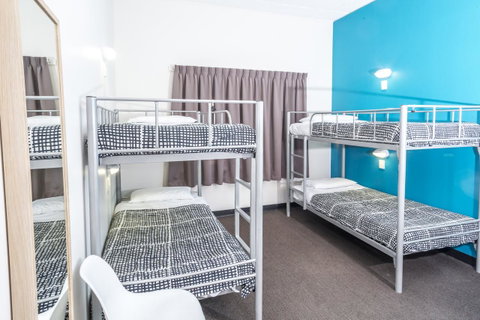YHA Adelaide Central - Accommodation Cairns 34