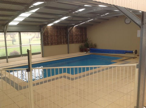 Breakaway Farmstay - Accommodation Cairns 4