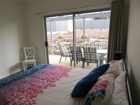 38 Wright Tce Encounter Bay - Accommodation Cairns 9