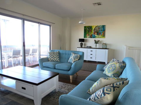 38 Wright Tce Encounter Bay - Accommodation Cairns 13