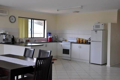 The Club House - Accommodation Cairns 5