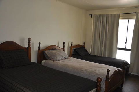 The Club House - Accommodation Cairns 3