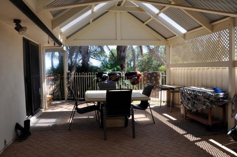 The Club House - Accommodation Cairns 1