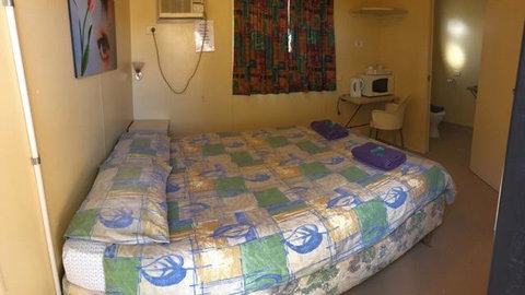 A1Cabins - Accommodation Cairns 5