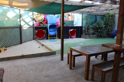 Royal Exchange Hotel - Accommodation Cairns 4