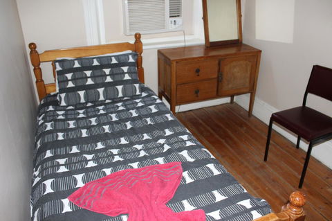 Royal Exchange Hotel - Accommodation Cairns 6