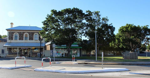 Royal Exchange Hotel - Accommodation Cairns 9