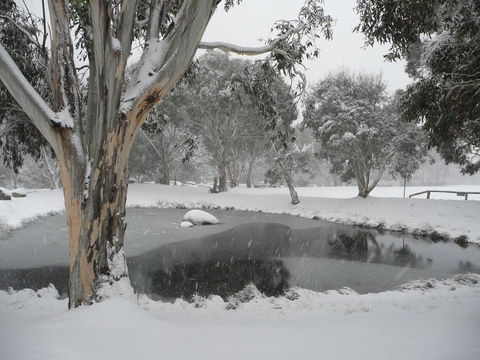 CHILL-OUT - Thredbo - Accommodation Cairns 38