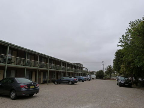 Wintersun Motel - Accommodation Cairns 11