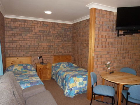 Wintersun Motel - Accommodation Cairns 9