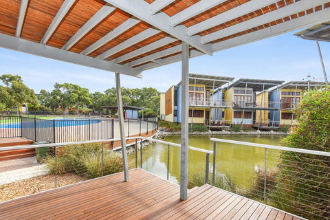 Villa 53 South Shores - Normanville S14 - Accommodation Cairns 0